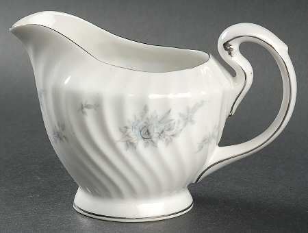 Candlelight Creamer