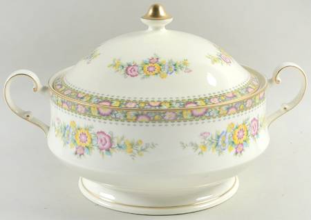 Canterbury Round Covered Vegetable by Mikasa