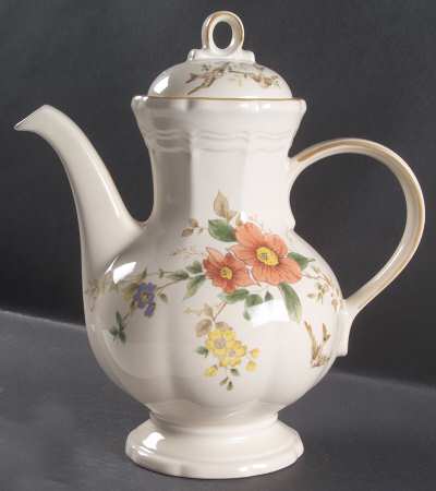 Capistrano Coffee Pot & Lid