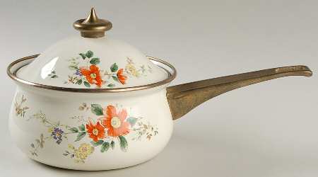 Capistrano 1.5 Quart Metal Covered Saucepan
