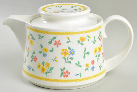 Carefree Teapot & Lid
