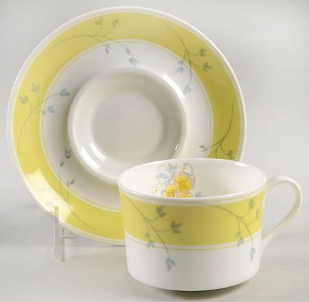 Caress Flat Cup & Saucer Set