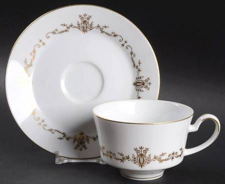 Carlton (5774) Flat Cup & Saucer Set