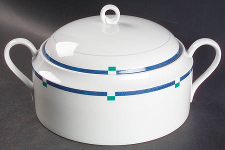 Cayman 2.5 Qt Round Covered Casserole