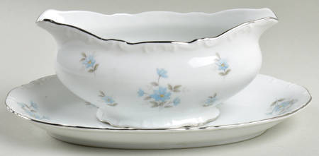 Cecelia Gravy Boat & Underplate