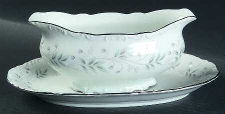 Chalfonte Gravy Boat & Underplate/Relish
