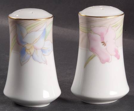 Charisma Beige Salt & Pepper Set