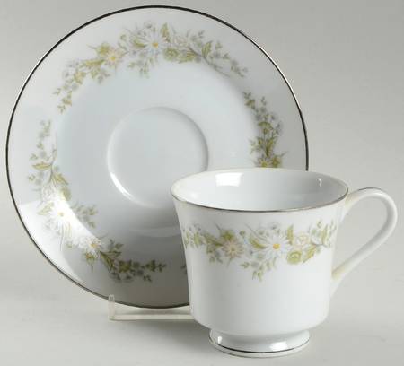 Charmaine Footed Cup & Saucer Set