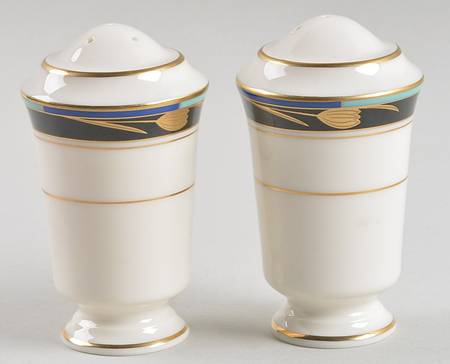Chatelaine Salt & Pepper Set