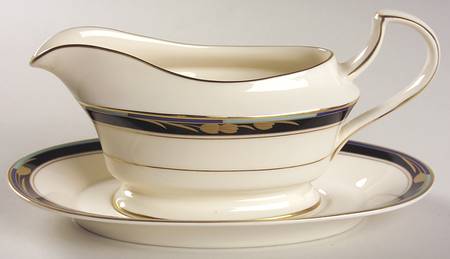 Chatelaine Gravy Boat & Underplate