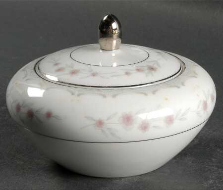 Chelsea Sugar Bowl & Lid