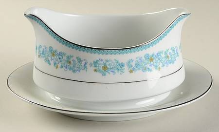 Chesterland Gravy Boat with Attached Underplate