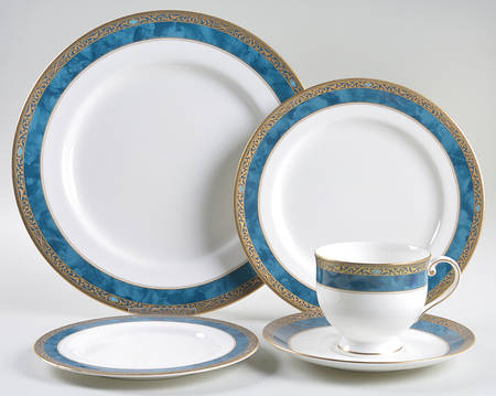 Chevalier 5 Piece Place Setting