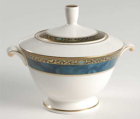 Chevalier Sugar Bowl & Lid
