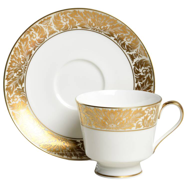 Chestnut Hill Footed Cup & Saucer Set