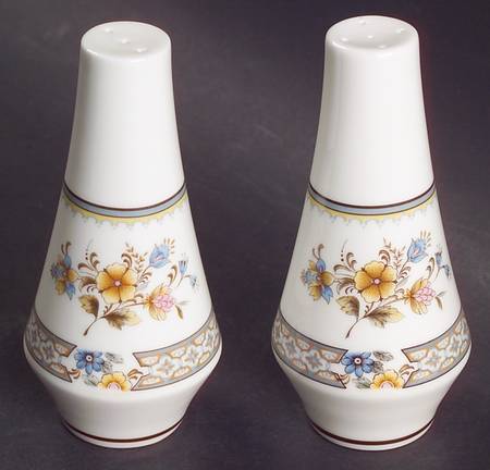 Chippendale Salt & Pepper Set