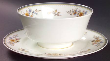 Chippendale Gravy Boat with Attached Underplate