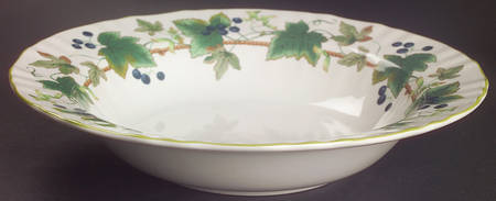 Chelsea Vine 10" Round Vegetable Bowl