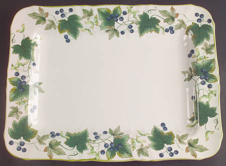 Chelsea Vine 15" Rectangular Serving Platter