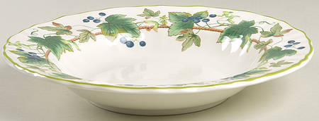 Chelsea Vine Large Rim Soup Bowl