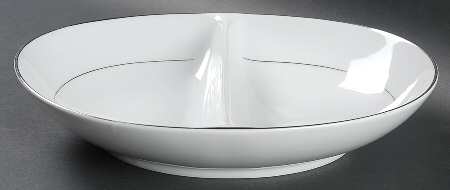 Citation 10" Oval Divided Vegetable Bowl