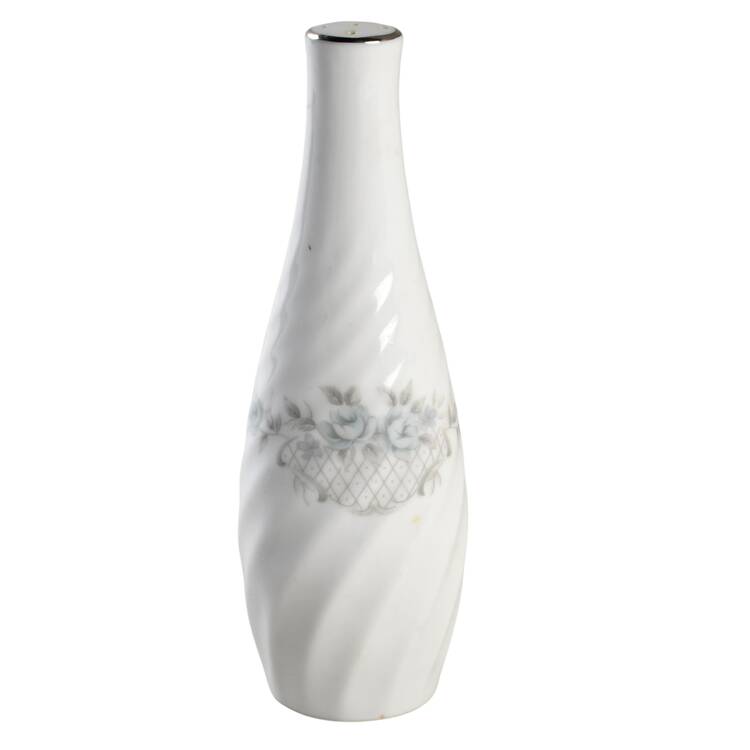 Clarion Pepper Shaker