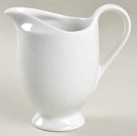 Classic Flair White Creamer