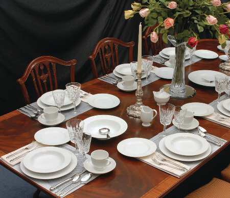 Classic Flair White 47 Piece Estate Set
