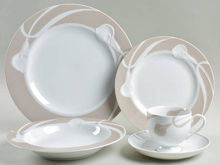 Classic Flair Beige 5 Piece Place Setting