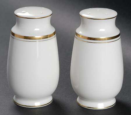 Classic Gold Salt & Pepper Set