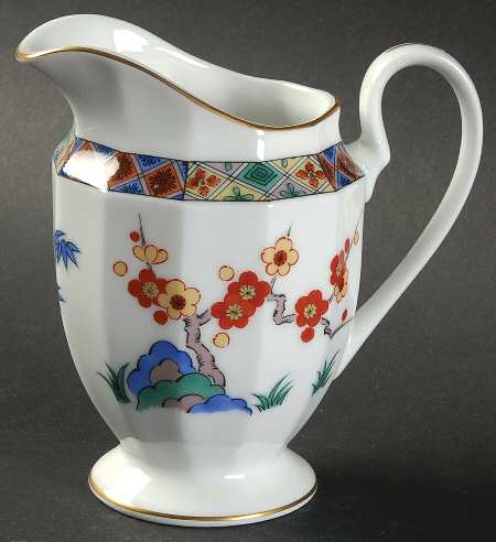Classic Imari Creamer