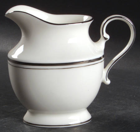 Classic Platinum Creamer