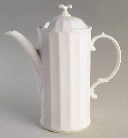Classic White Coffee Pot & Lid