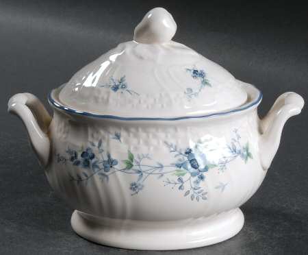 Cote D'Azure Sugar Bowl & Lid