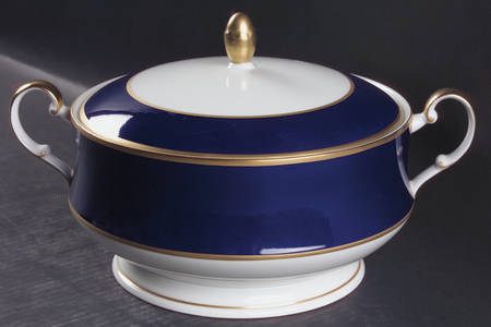 Cobalt Blue Round Covered Vegetable