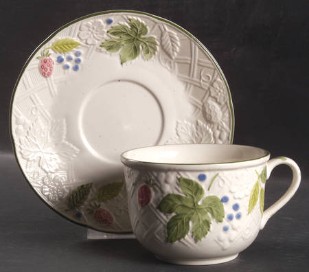 Country Berries Jumbo Cup & Saucer Set