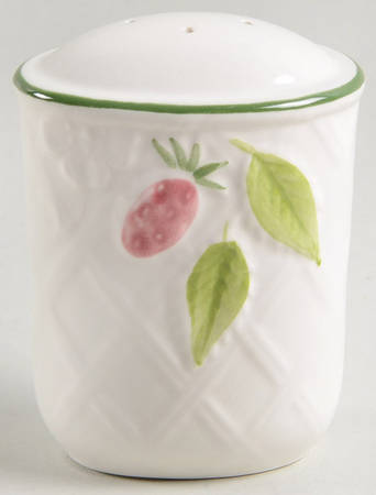 Country Berries Pepper Shaker