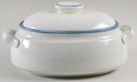 Cordon Bleu 2.5 Quart Oval Covered Casserole
