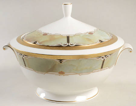 Coronation Celadon 2 Qt Round Covered Casserole