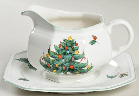 Continental Christmas Gravy Boat & Underplate