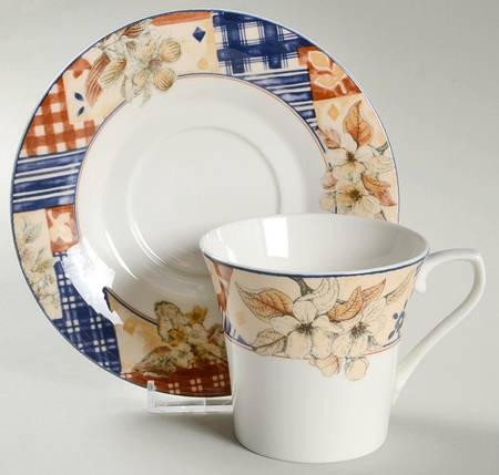 Country Circle Flat Cup & Saucer Set