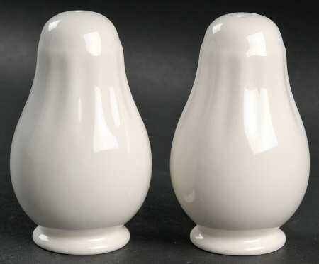 Country Classic Salt & Pepper Set