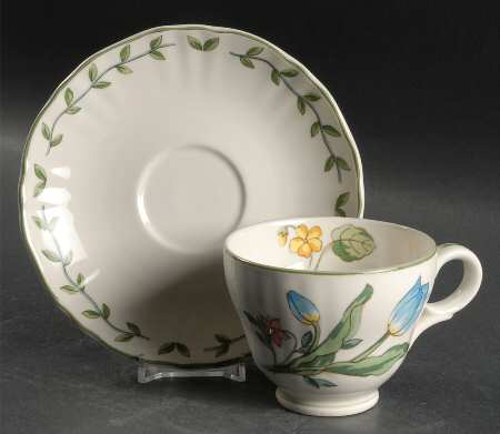 Country Fleur Footed Cup & Saucer Set