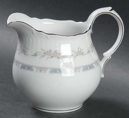 Country Gardens Creamer