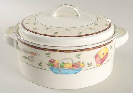 Country Garden Tureen &  Lid