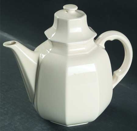 Continental Ivory Coffee Pot & Lid