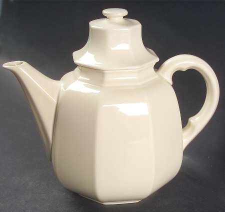 Continental Ivory Mini Coffee Pot & Lid