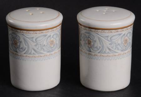 Coronado Salt & Pepper Set