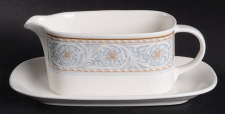 Coronado Gravy Boat & Underplate (Relish/Butter)
