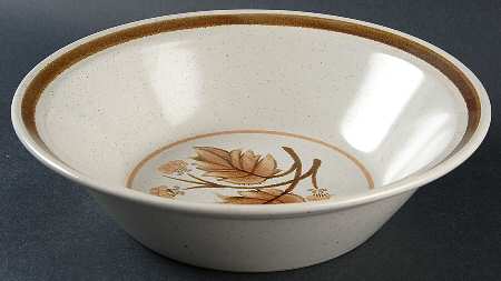 Country Squire 9" Round Vegetable Bowl